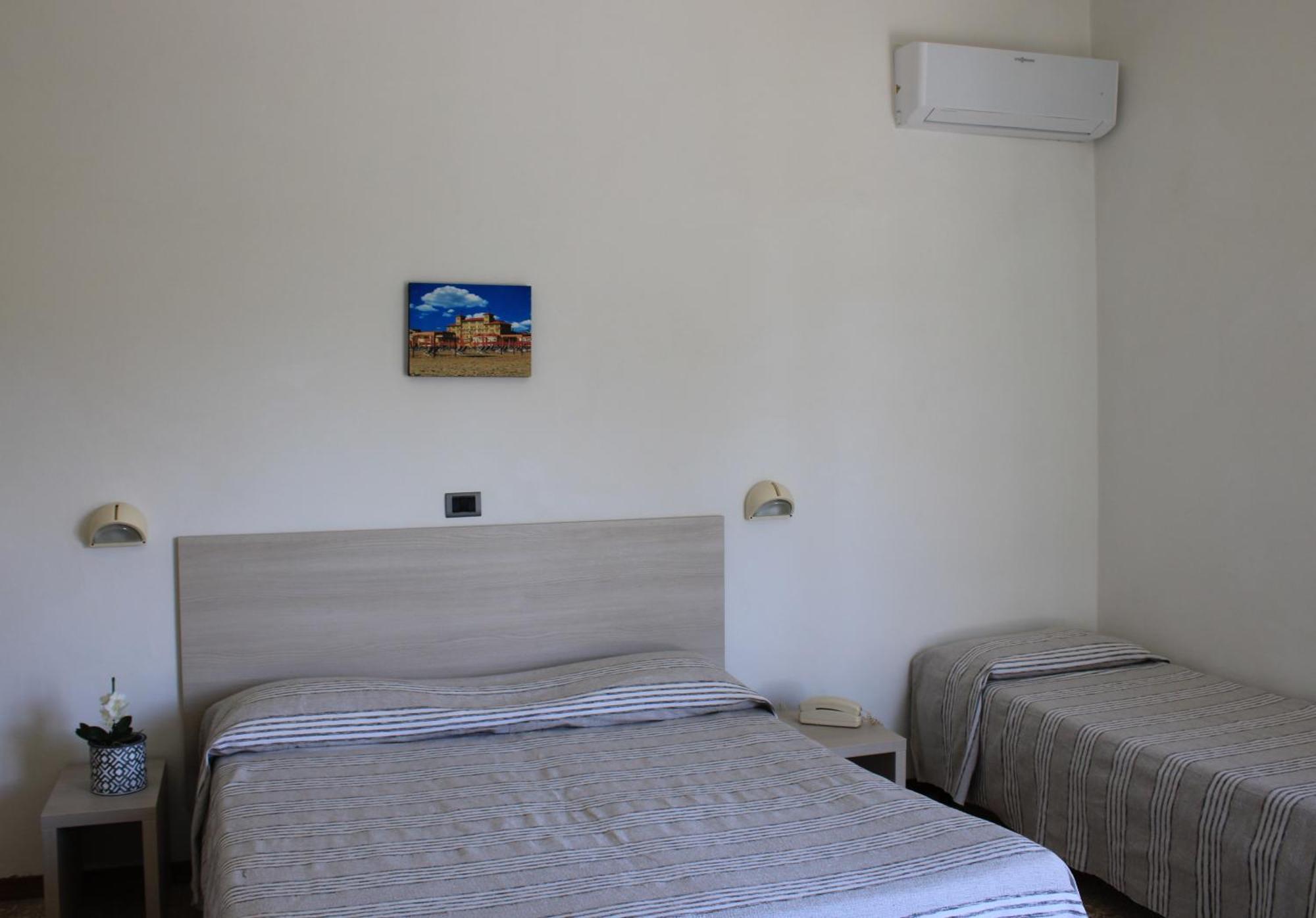 Hotel Puccinelli Lido di Camaiore Szoba fotó